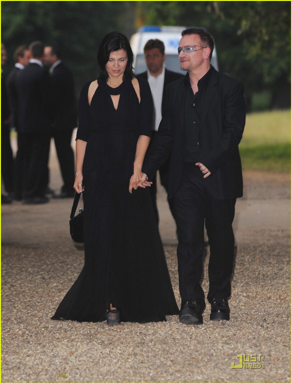 Full Sized Photo of bono platform shoes 03 Photo 1189991