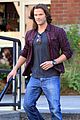jared padalecki jensen ackles double date in vancouver 02