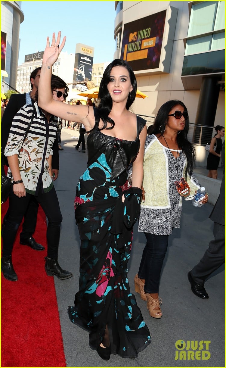 Mtv vmas 2017 date