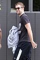 robert pattinson bulks up at workout session 15