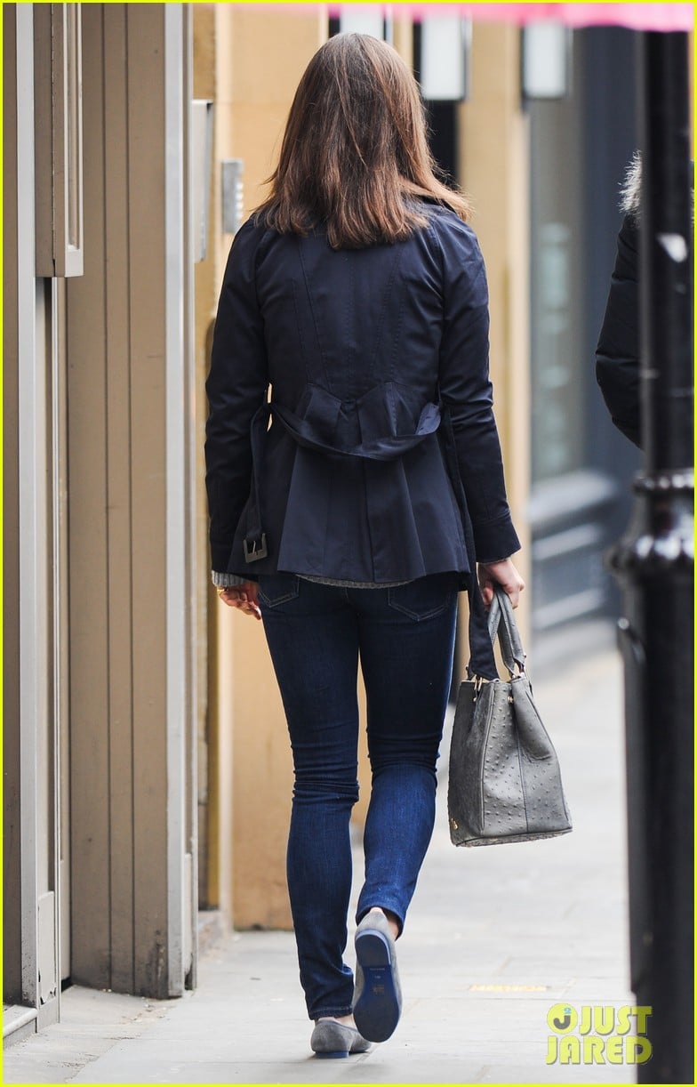 kate-pippa-middletons-go-to-fashion-brand-hobbs-coming-to-us-18.jpg
