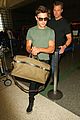 zac efron muscles cant be ignored at lax airport 18