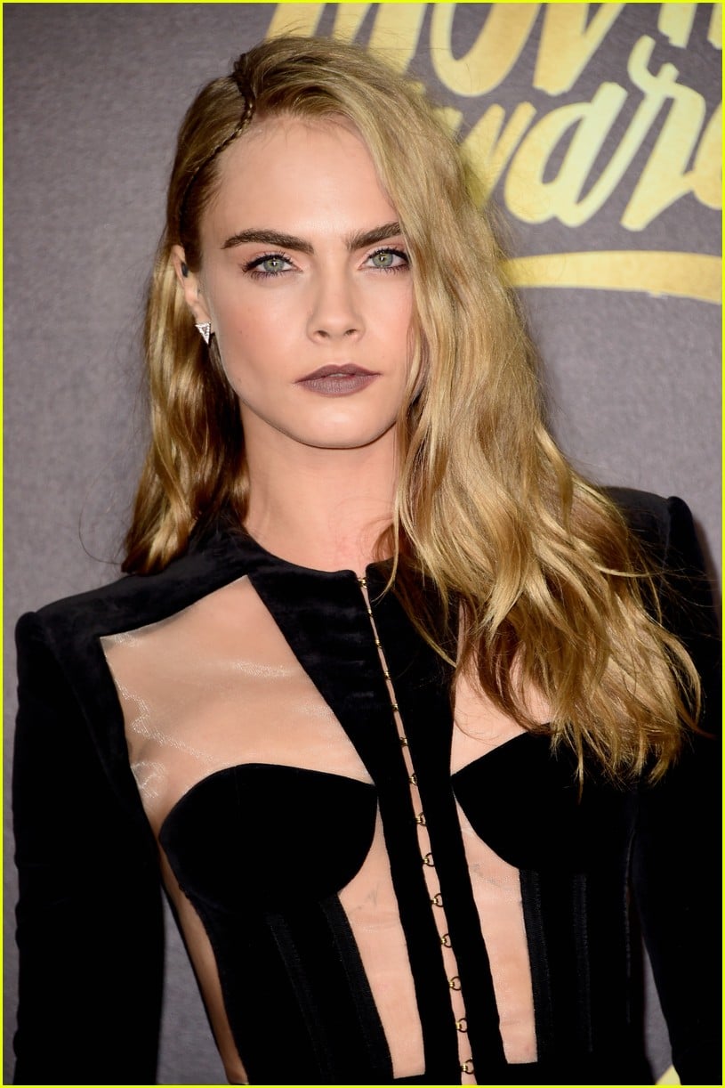 cara-delevingne-mtv-movie-awards-04.jpg