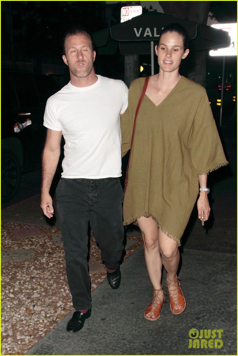 Scott Caan Takes Girlfriend Kacy Byxbee to Father's Day Dinner with Dad