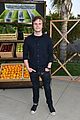 evan peters skyler samuels just jared vintage grocers malibu dinner 05