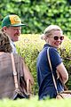 kirsten dunst jesse plemons hug los angeles 03