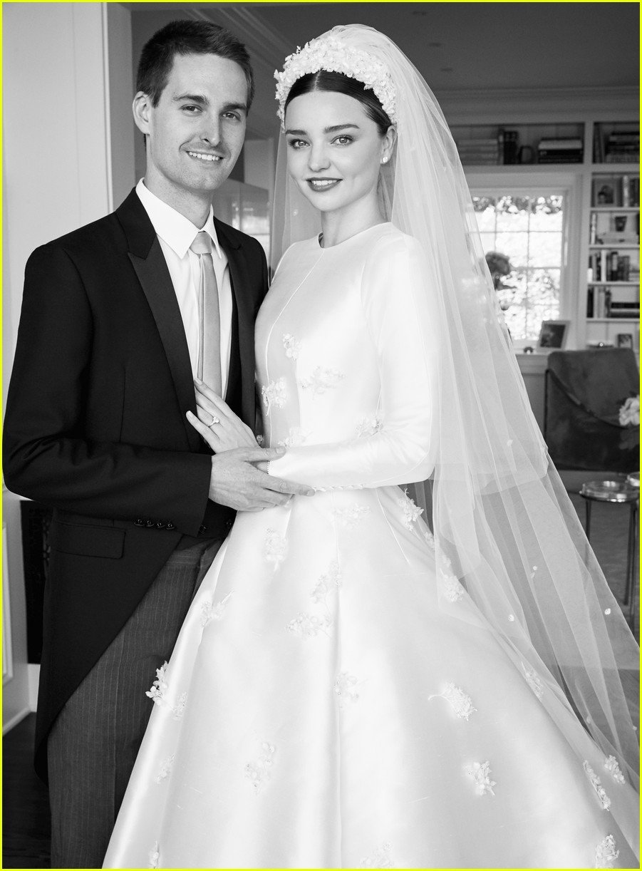 Miranda Kerr &amp; Evan Spiegel Pose in Wedding Photos for