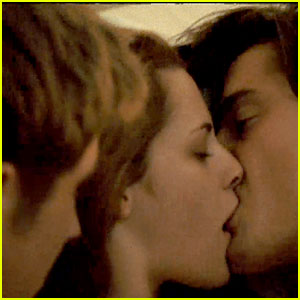    Season Gossip Girl on Hedlund In This New Teaser Trailer For Their Film On The Road
