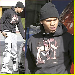 Chris Brown: Car Accident from Paparazzi Pursuit